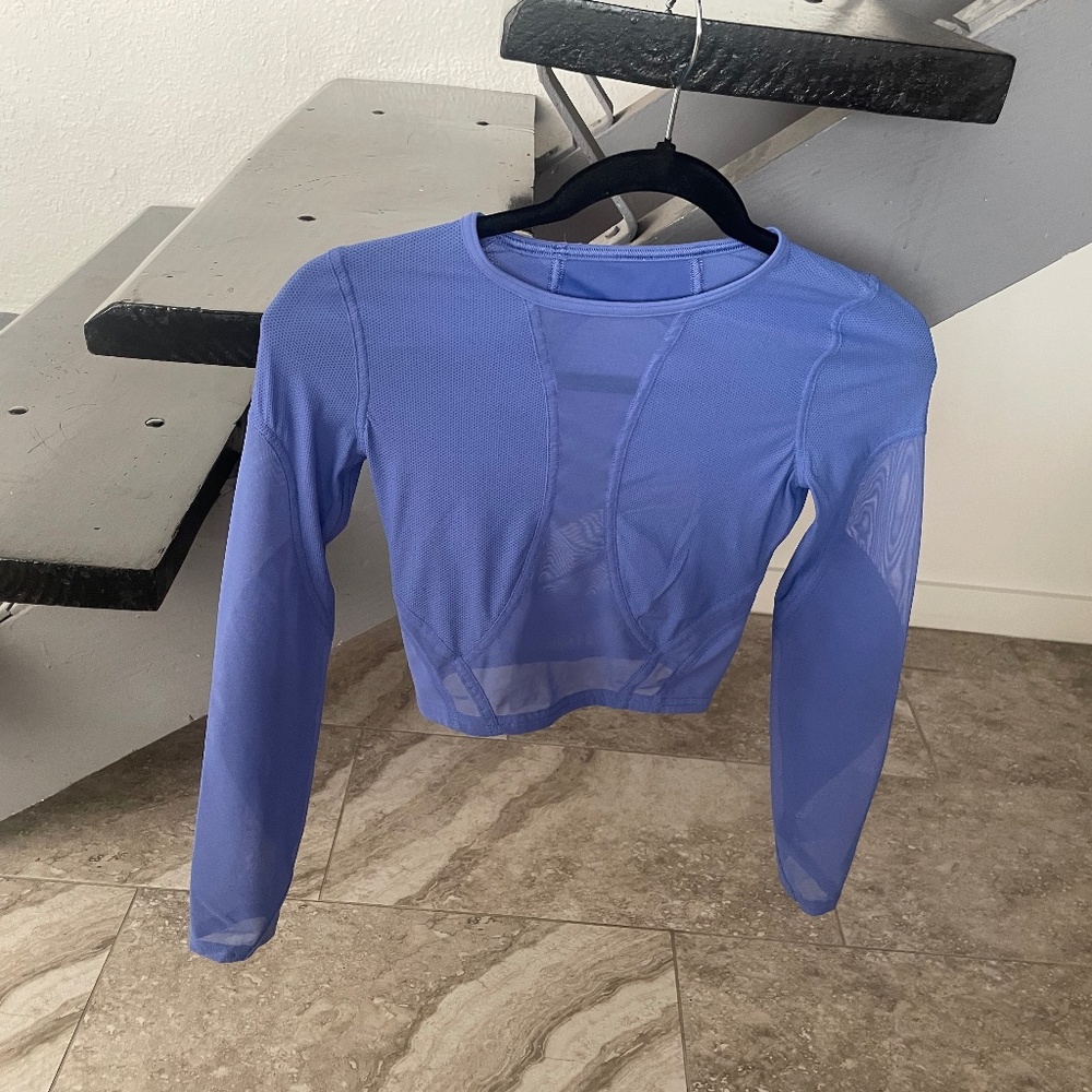 Lululemon Mesh Panelled Training Long Sleeve Shirt